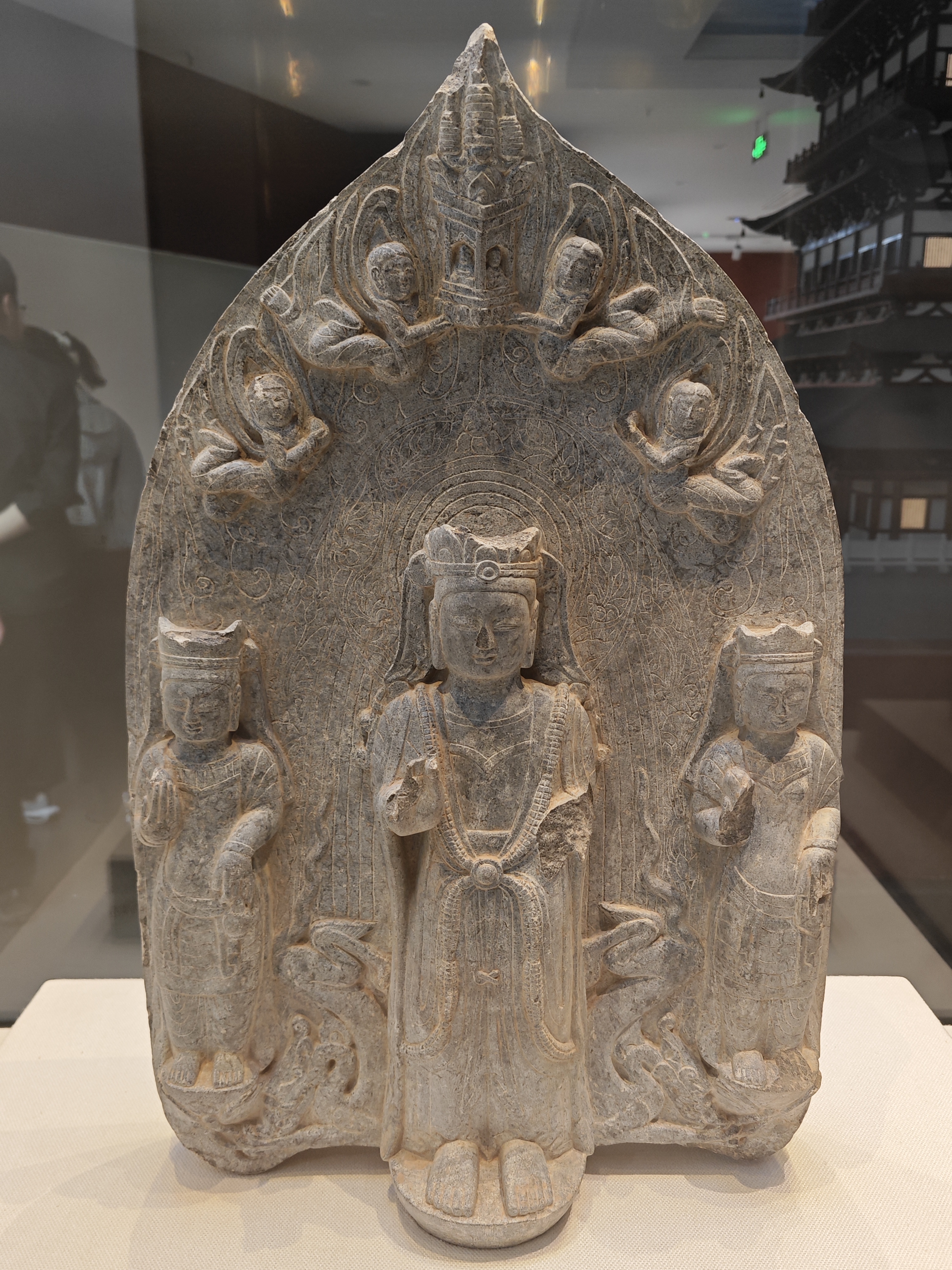 邺城石雕佛像图片