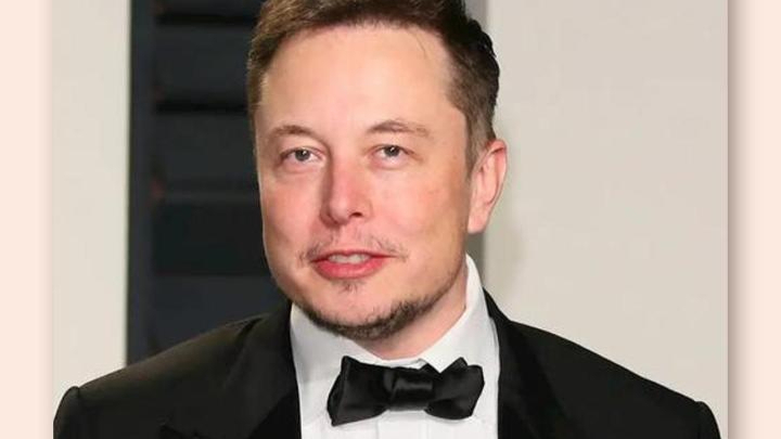 Trillion dollar compensation plan overwhelmingly passed, Musk dances live