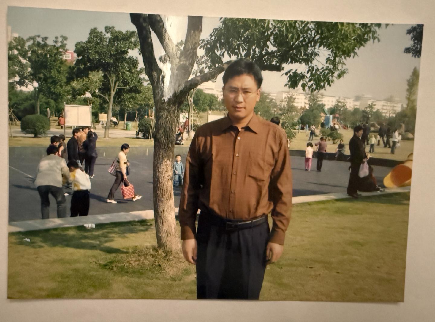 在鳥巢開過發布會的陳凱峰，決定不再做手機品牌｜我們的四分之一世紀