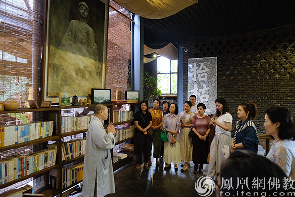 崇州白塔寺住持果平法师分享南泉普愿禅师的公案故事