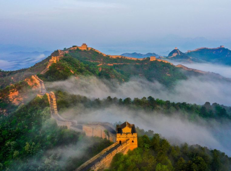 又踏層峰辟新天——《中共中央關(guān)于進一步全面深化改革、推進中國式現(xiàn)代化的決定》誕生記