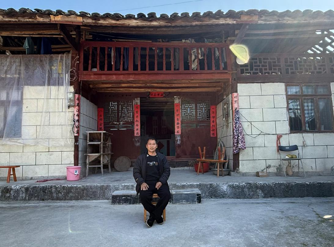Wang Zhengnian, who has appeared on CCTV, still lives in a wooden house from 1988 | Our Quarter Century