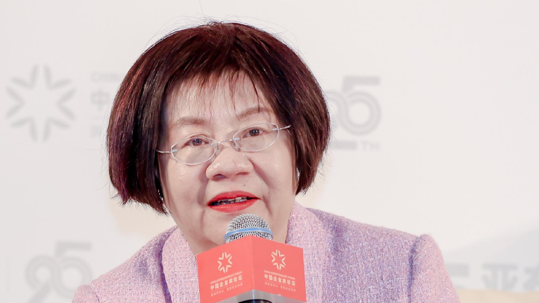 俞渝:当当网运营ai规模较小,六七成客服由机器人完成