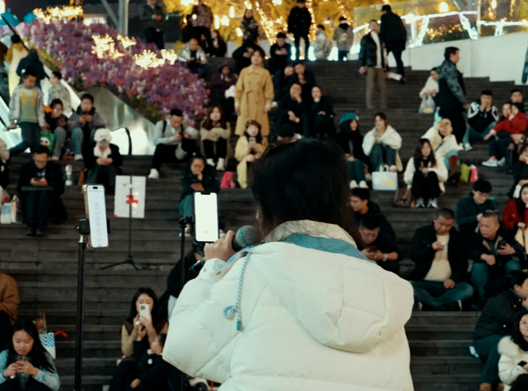 《逐梦》点燃蓉城热情，唱响成都大街小巷​