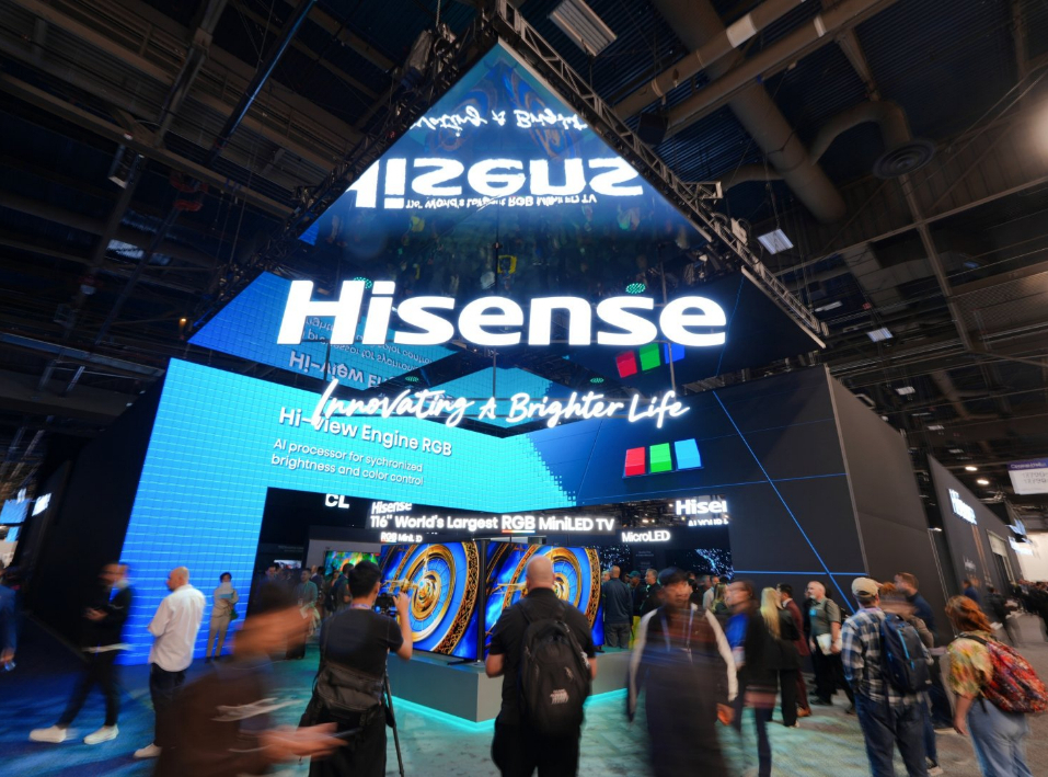 On the first day of CES2026, the Hisense exhibition area was very popular, allowing AI to move from showcasing technology to daily life