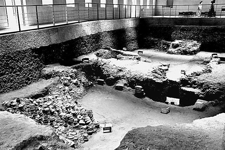 中国古代工艺审美中的“如玉”追求 中国古代工艺审美中的“如玉”追求