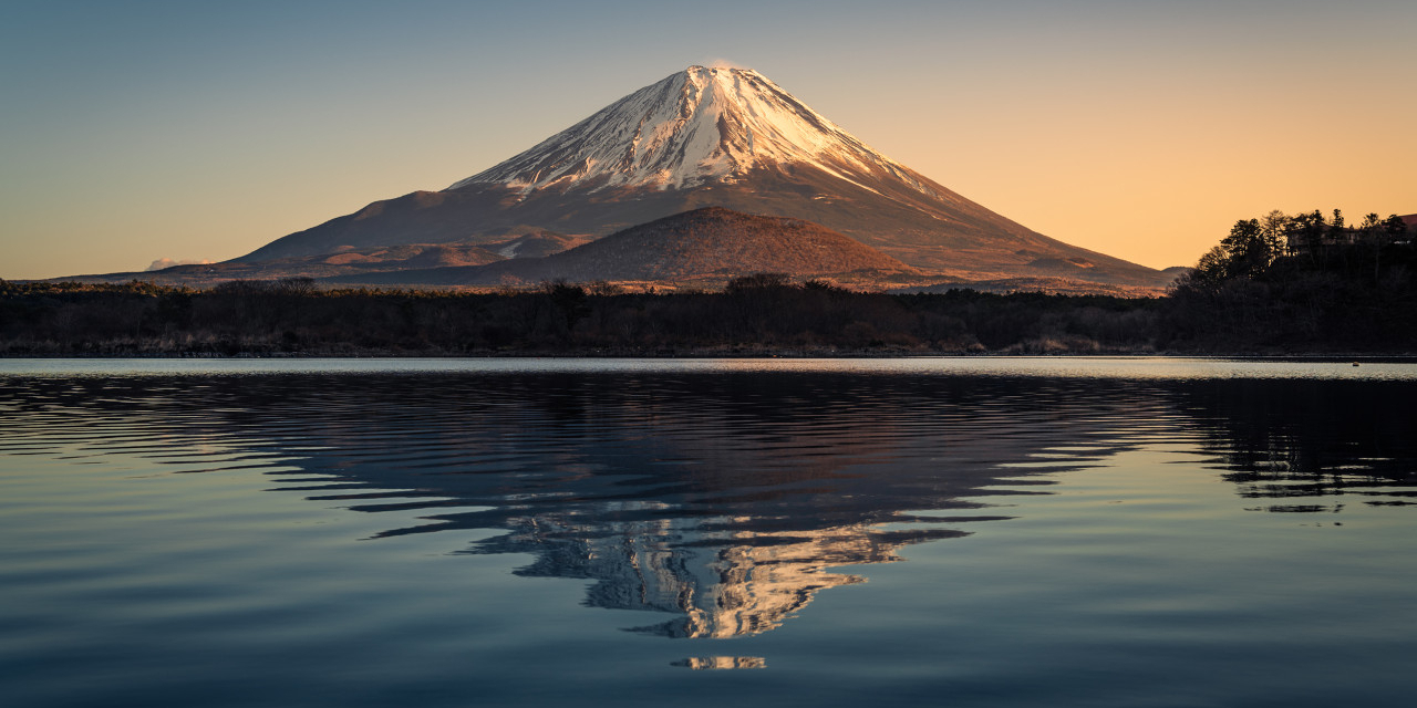 日本富士山等地近日发生多起登山人员伤亡事件