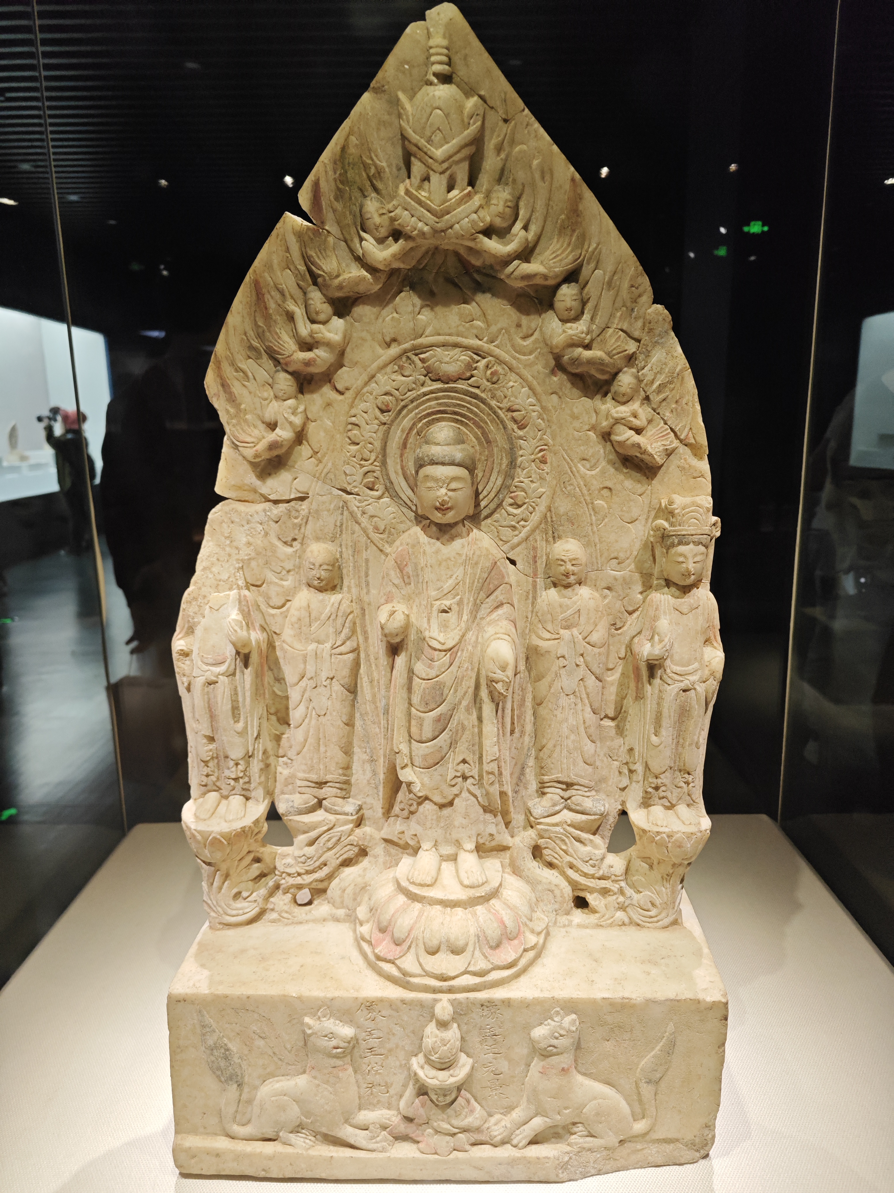 邺城石雕佛像图片