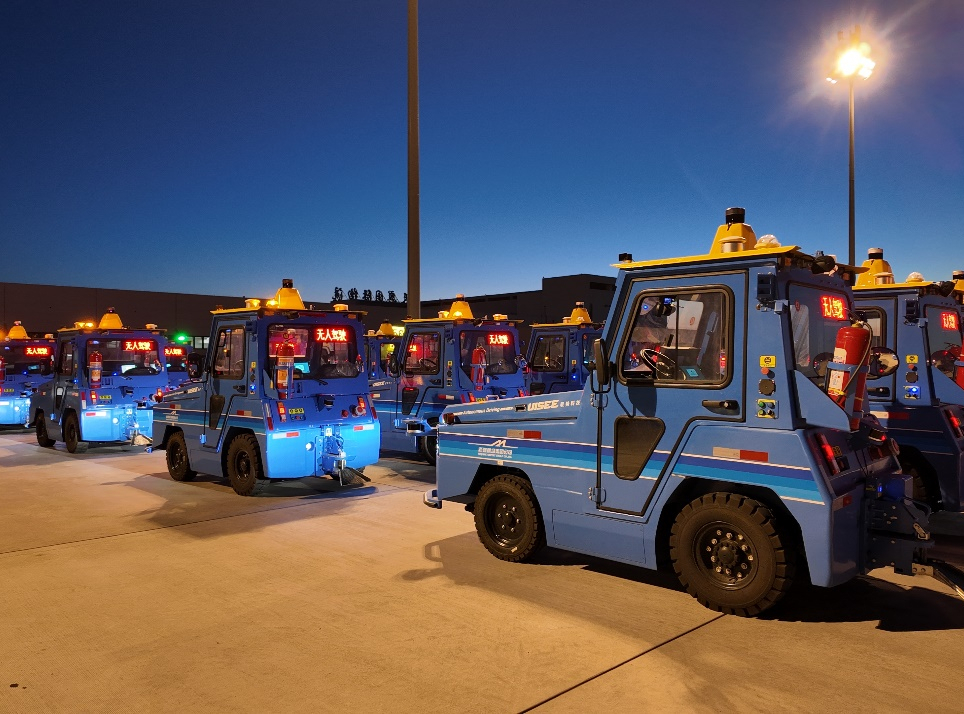 驭势科技乌鲁木齐天山机场全场景无人驾驶项目：构建机坪无人化作业新范式