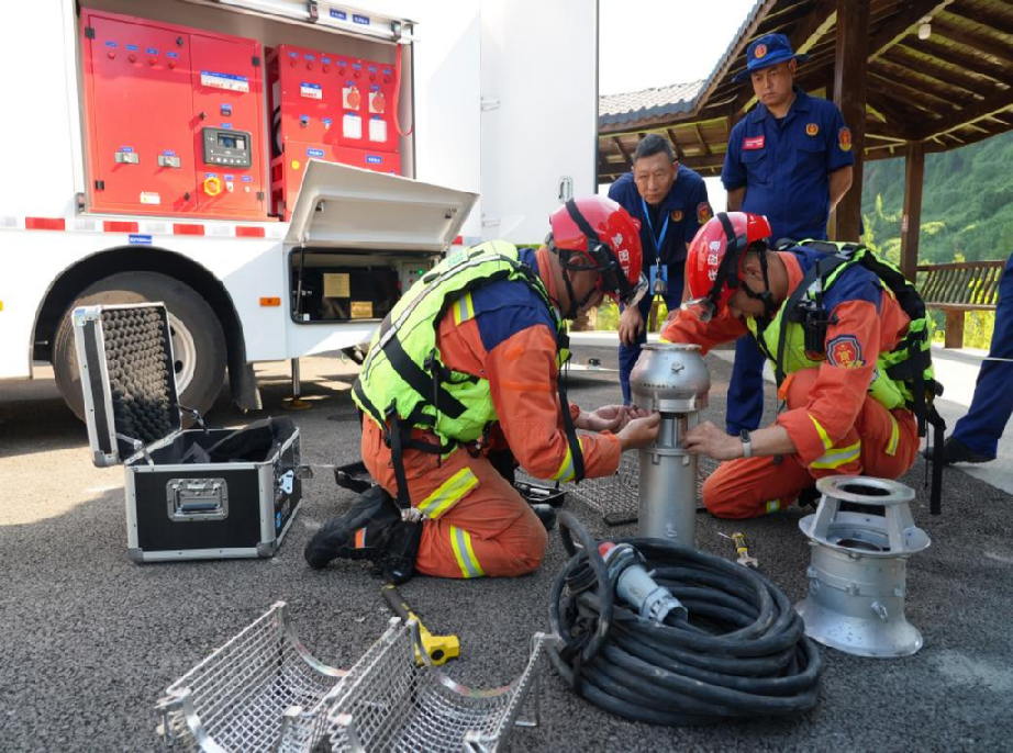 水泵安装。受访单位供图