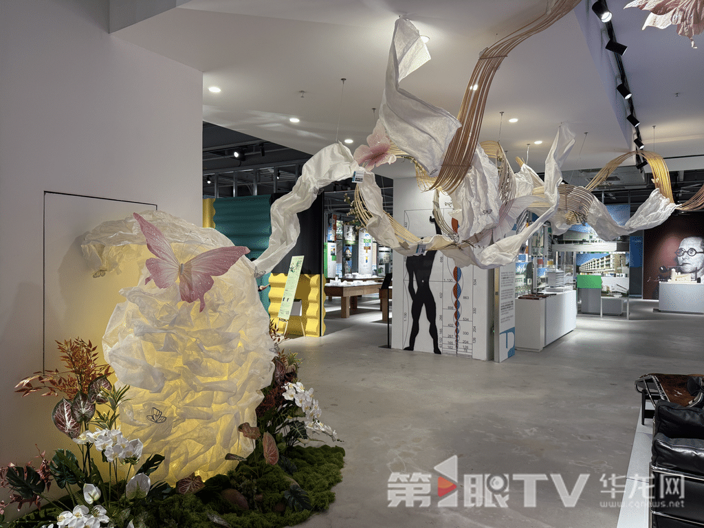 此前展出的设计作品。第1眼TV-华龙网记者 吴礼霜 摄