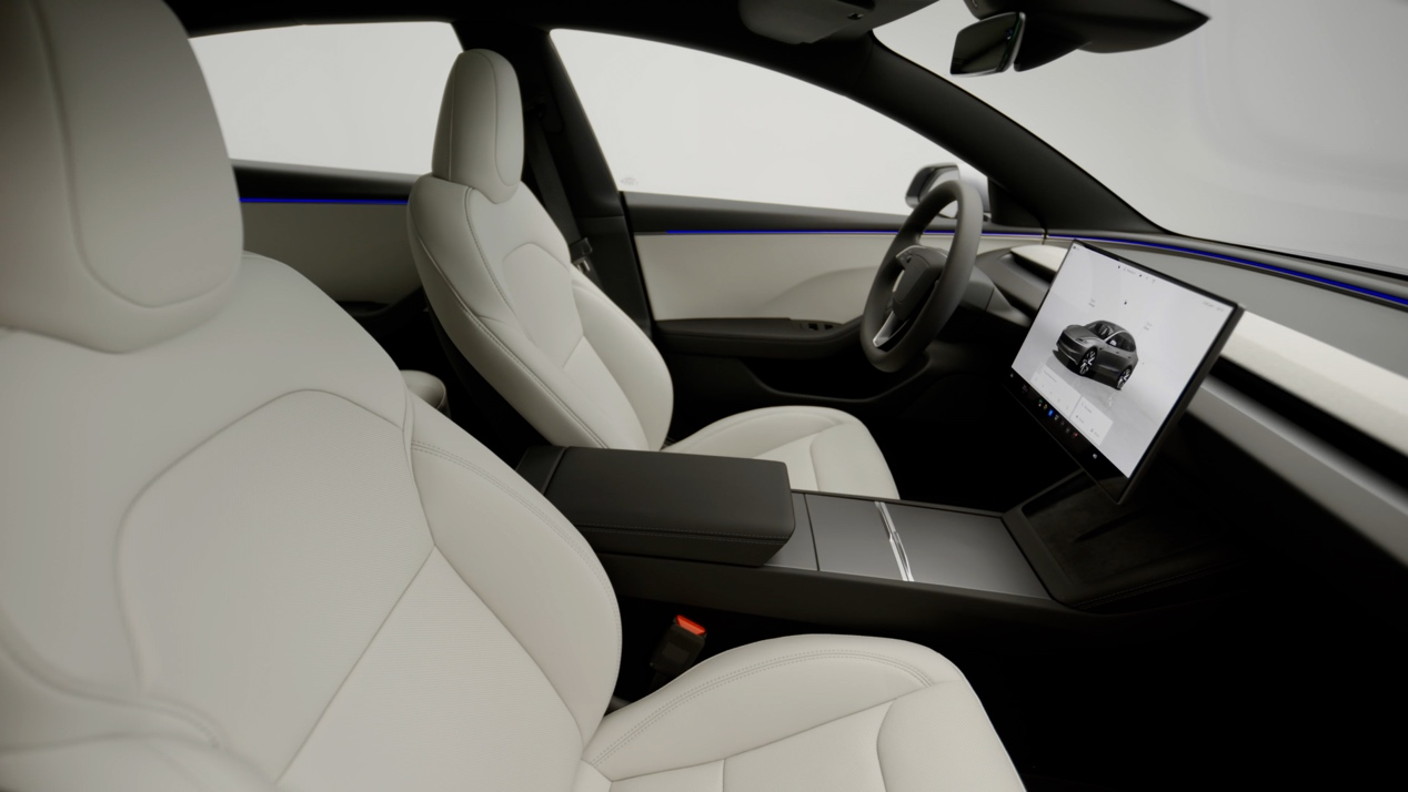 特斯拉Model 3全系升级:16英寸大屏,新增外供电功能