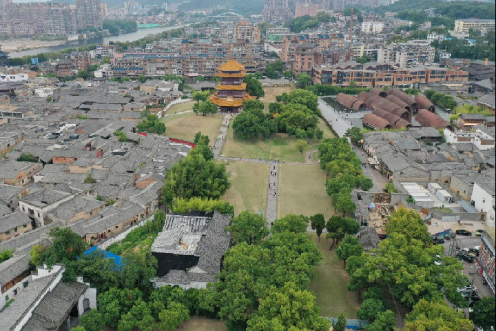 “景德镇手工瓷业遗存”列入《世界遗产名录》，我国世遗总数达61项