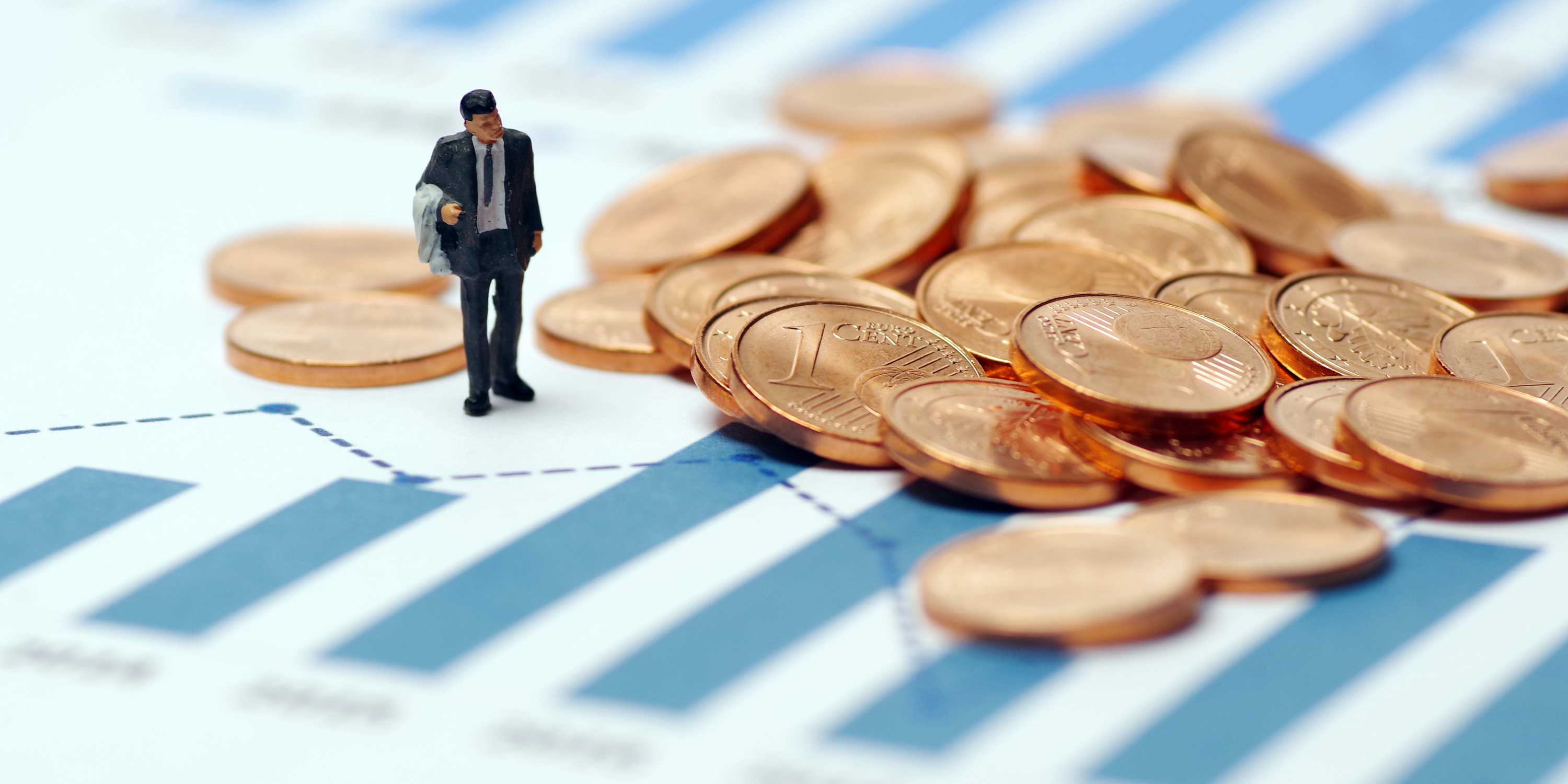 亚太精选etf涨超4%,旅游,地产等etf跌超3%