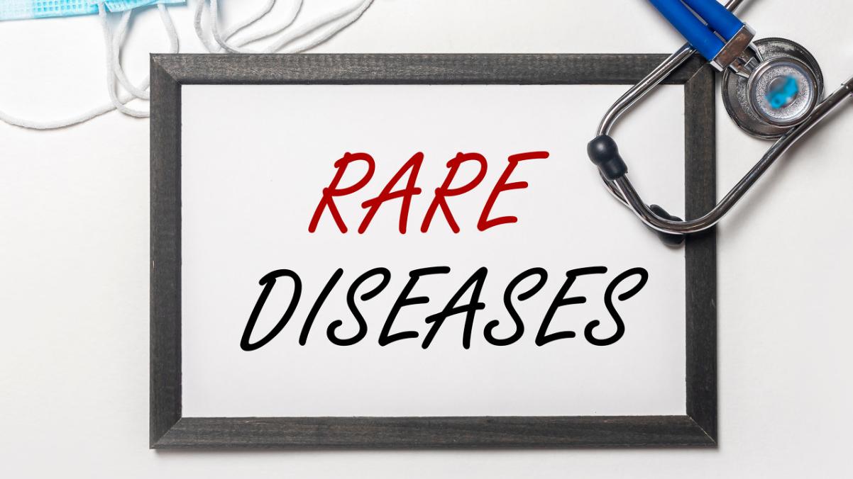 罕见病患者用药环境持续改善：七成治疗药物纳入医保，但可及性依然存在挑战