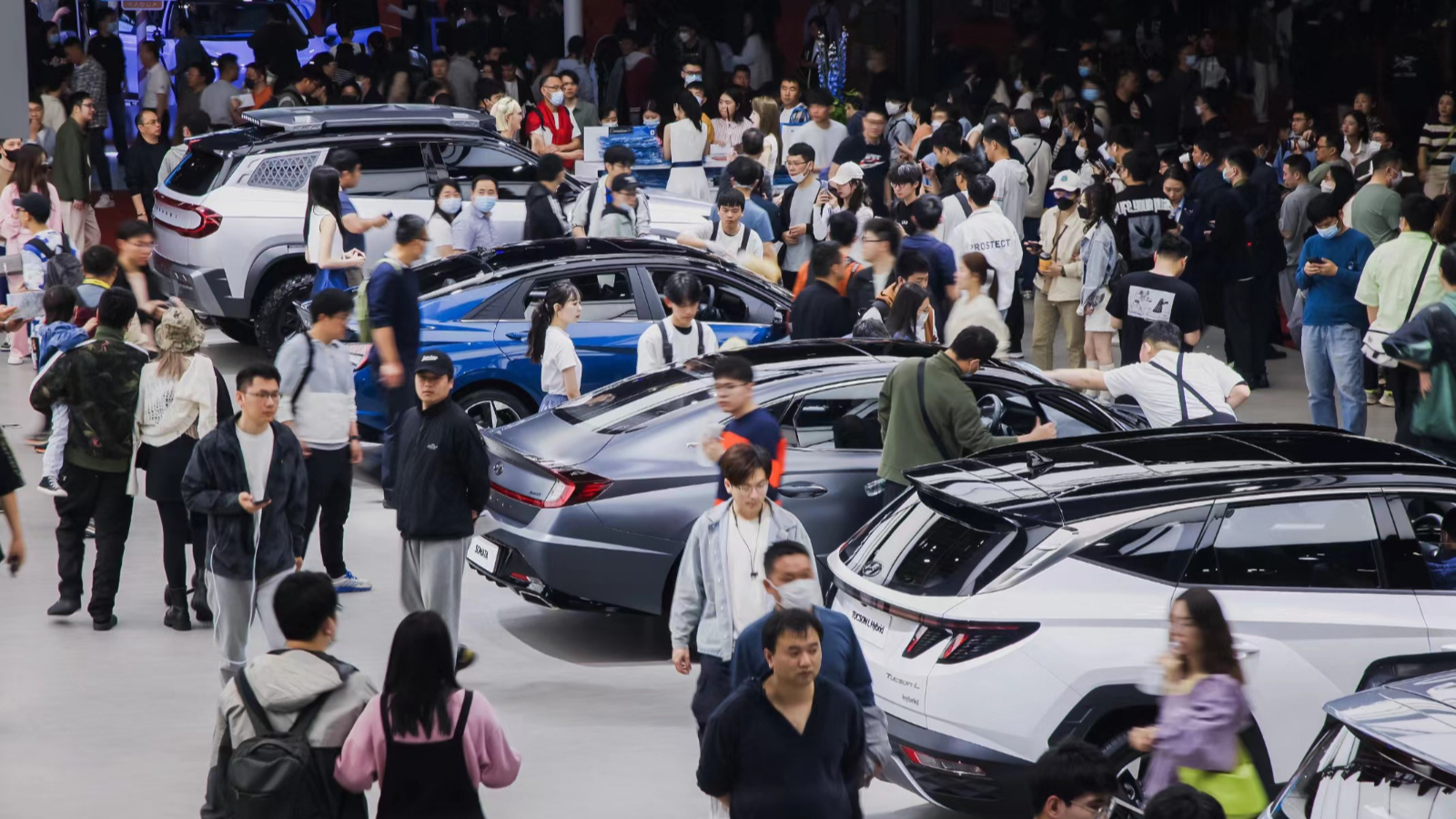 科技之光照亮北京现代，转型向新点燃上海秀场｜2023上海车展