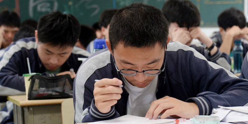 化解普职分流焦虑,建综合高中比扩大普高更值得探索