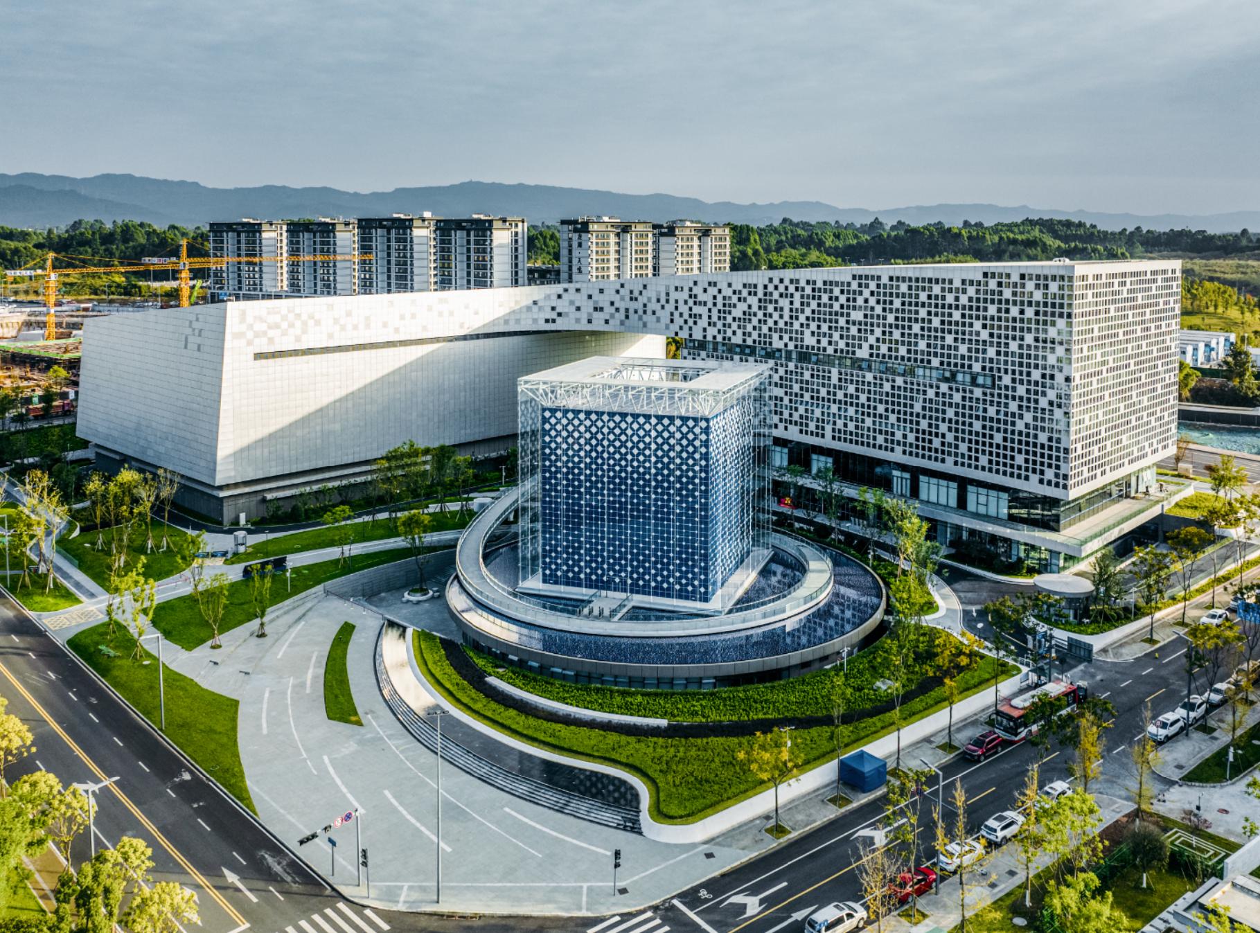 成都“源头发力”培育产业发展新动能