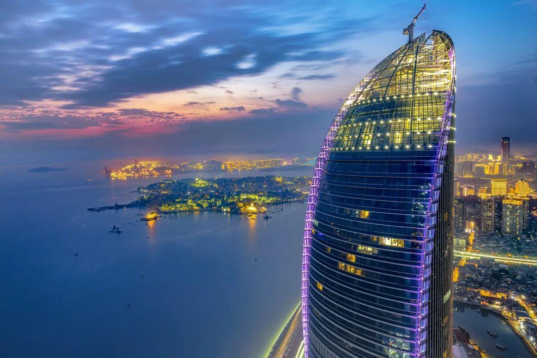 逛城市|厦门地标建筑之世茂海峡大厦