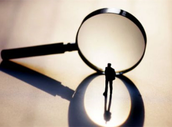 情人节想送男友衣服可太难：商场里的本土男装为什么又贵又老气？